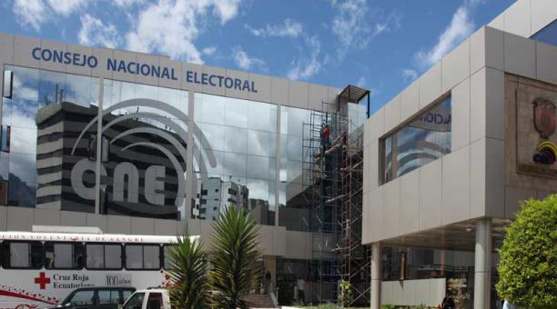 Prensa solo podrá difundir encuestas o pronóstico de quienes estén autorizados por el CNE