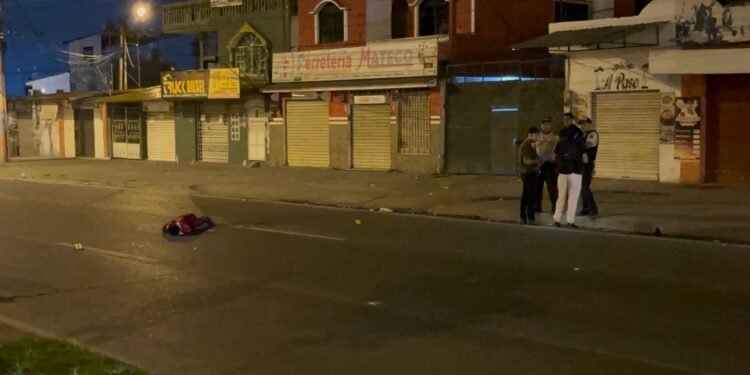 Cadáver con signos de tortura y un disparo en la cabeza hallado en la vía a Puerto Bolívar