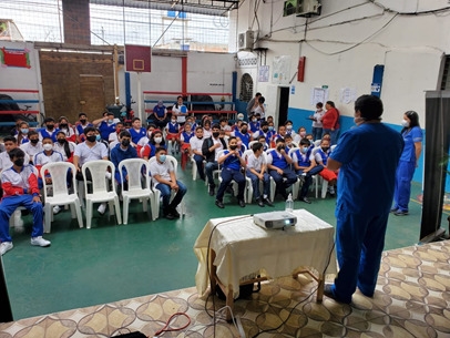 CNEL EP promueve campañas de prevención de riesgos y uso eficiente de energía en Colegios