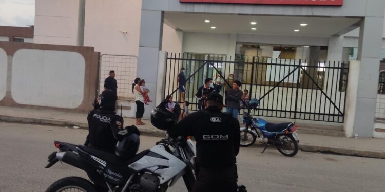 «Dueños del Parque» lo desalojaron atacándole con un cuchillo