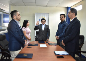 La Junta Provincial Electoral de El Oro eligió a su presidente y secretario.