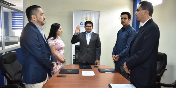 La Junta Provincial Electoral de El Oro eligió a su presidente y secretario.