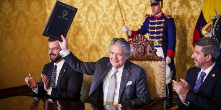 Corte Constitucional dio paso a ley, que según Gobierno, beneficia a 340.000 familias