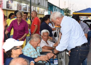 Alcaldía de El Guabo entregó ayudas técnicas para personas con discapacidad