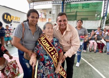 Municipio de Santa Rosa y Juntas Parroquiales agasajaron a 300 beneficiarios del proyecto «Adulto Mayor»