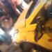 Mujer policía terminó con una fractura en su pierna en un accidente