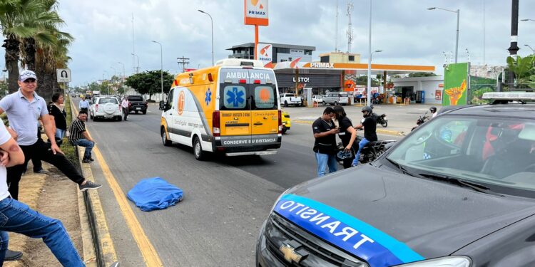 Adulto mayor murió atropellado cuando cruzaba la avenida 25 de Junio