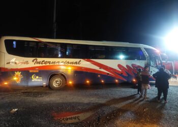 Otro bus es asaltado en la vía Ponce Enríquez – Guabo