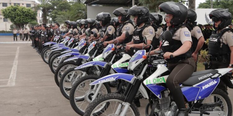 Prefectura entregará motocicletas para reforzar la seguridad en el altiplano orense