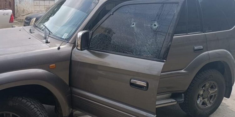 Sacapintas le dispararon con intenciones de robarle 800 dólares