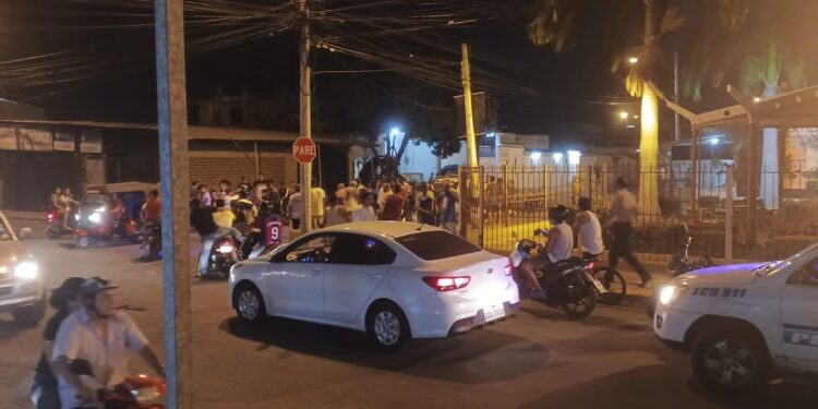 Artefacto explosivo detonó en la ciudadela Miraflores
