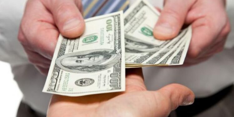 El salario básico de 2024 sería de 475 dólares