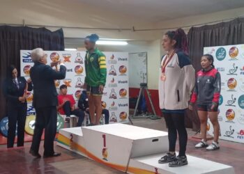 3 oro y 3 plata 6 MEDALLAS MÁS EN PESAS PARA EL ORO