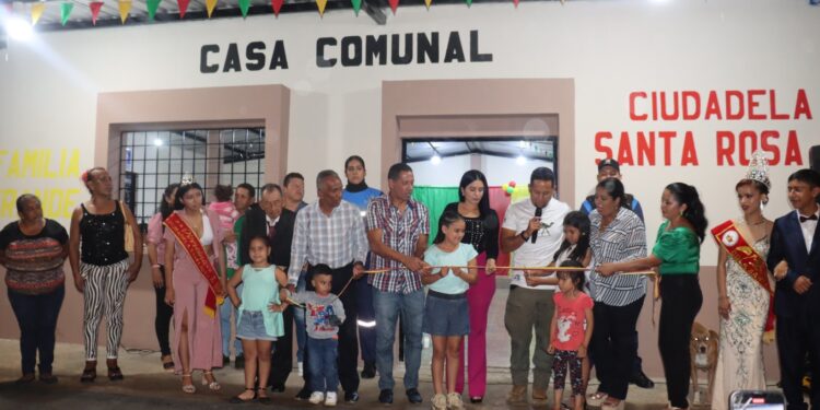 Alcalde Larry Vite inauguró nueva Casa Comunal para moradores de la Cdla. Santa Rosa