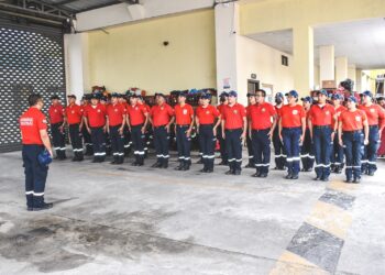 Bomberos voluntarios cumplieron con el resello de octubre