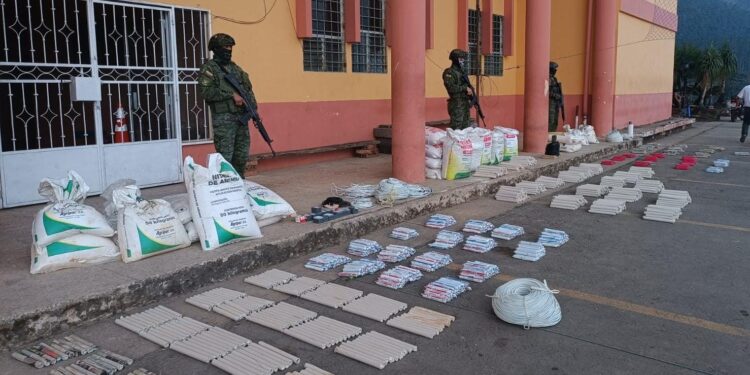 En Zaruma se decomisaron gran cantidad de explosivos