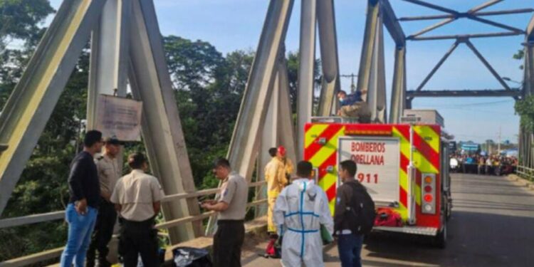 Colgados en puente de Orellana serían parte de una venganza
