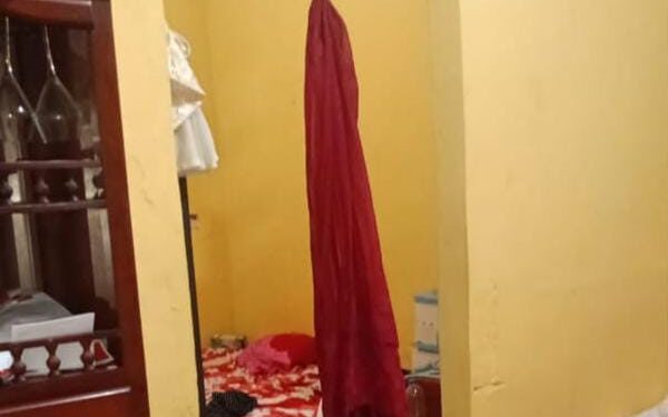 Adolescente muere por suspensión en Pasaje