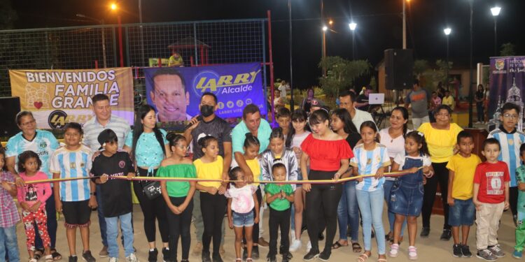Alcalde Larry Vite continúa transformano el sitio San José con entrega de moderno Centro Deportivo Familiar
