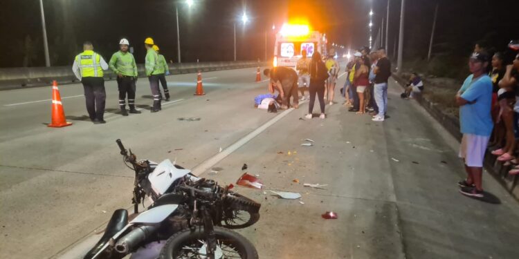 Motociclista falleció tras estrellamiento en via Santa Rosa – Machala