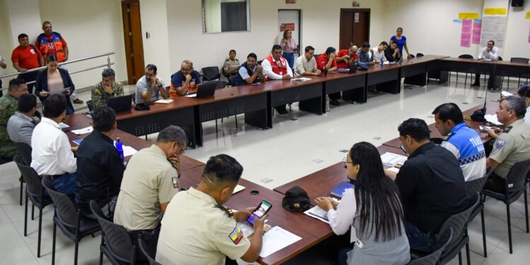 1.107 policías brindarán seguridad por el feriado de Navidad
