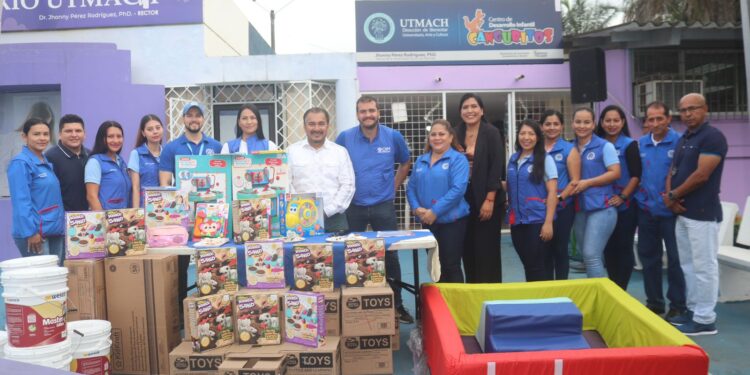 UTMACH recibió implementos para beneficio del CDI Canguritos