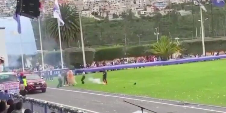 Cadete se incendia durante evento navideño en Escuela de Policía en Quito