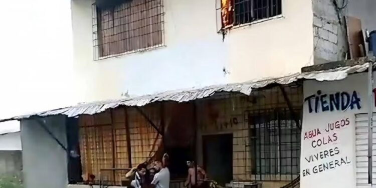 Un incendio en una clínica de rehabilitación dejó 15 heridos