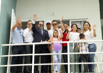 150 familias de Arenillas estrenan su casa propia 100% gratuita