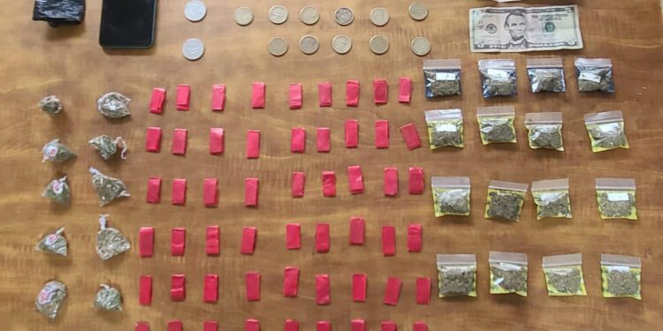 Adolescente fue detenido con 202 dosis de sustancias ilícitas