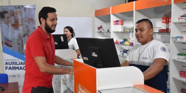 UTMACH: dos nuevos laboratorios para el Centro de Educación Continua