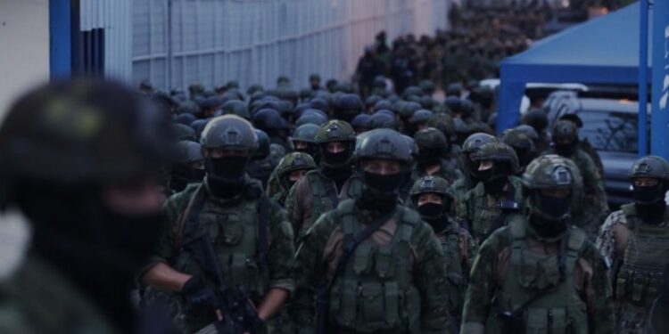 Despliegue militar en la cárcel regional tras desaparición del cabecilla ‘fito’