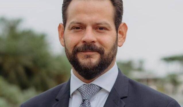 A los cinco días Germán Lynch renuncia a la Dirección del IESS