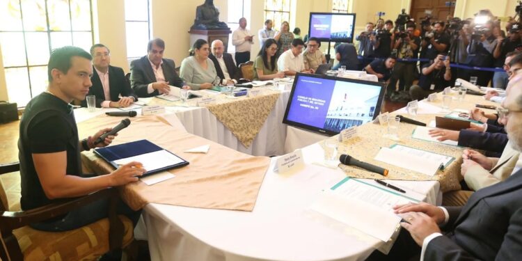Reunión urgente del Cosepe en Guayaquil