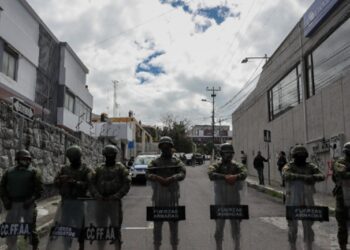 Argentina ofrece enviar fuerzas de seguridad a Ecuador ante ola de violencia