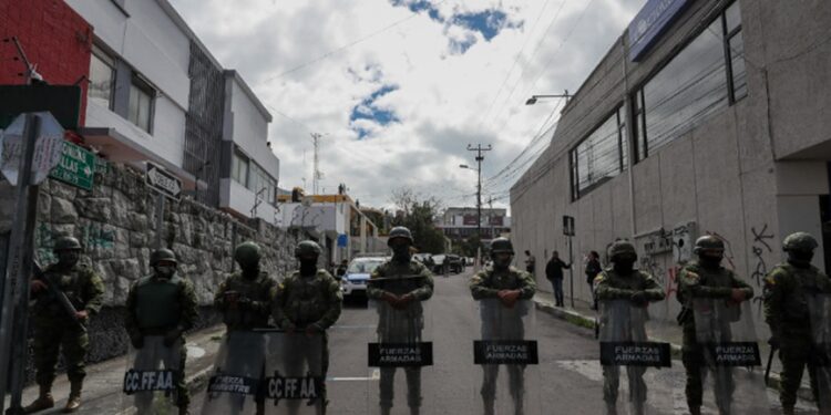 Argentina ofrece enviar fuerzas de seguridad a Ecuador ante ola de violencia