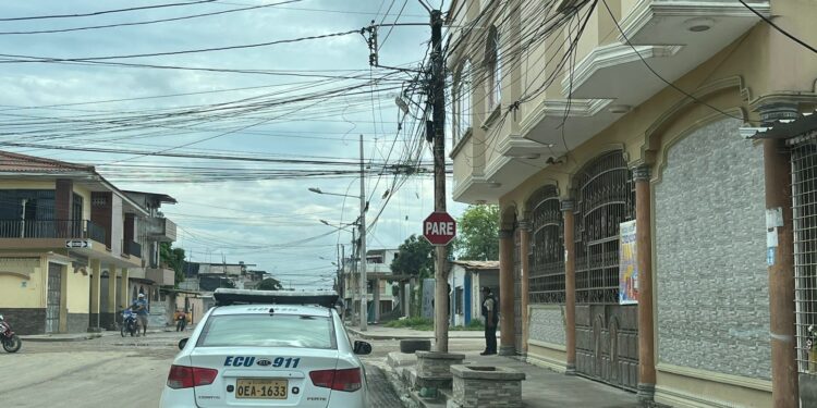 Botaron un taco de dinamita en una esquina de Puerto Bolívar