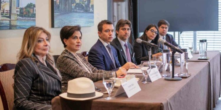 Ecuador afronta desafío financiero: Pago de USD 273 millones en bonos de deuda externa