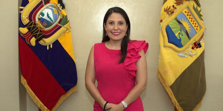 Ab. Mercedes Serrano Mgs. designada miembro de la delegación de observadores en las Elecciones de El Salvador