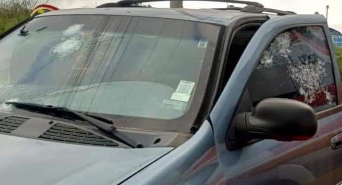 A padre e hijo les dispararon en la vía Cuenca-Girón-Pasaje