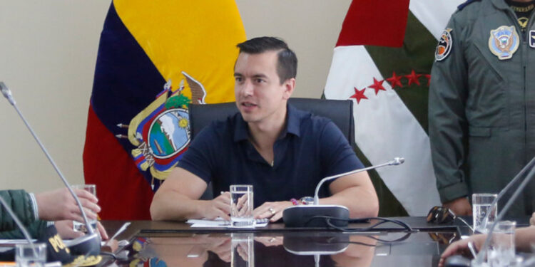 Presidente Daniel Noboa cancela viajes a Guatemala y al foro de Davos por «Estado de guerra» en Ecuador
