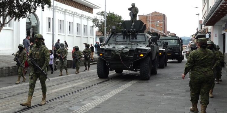 En estos cantones se suspende toque de queda