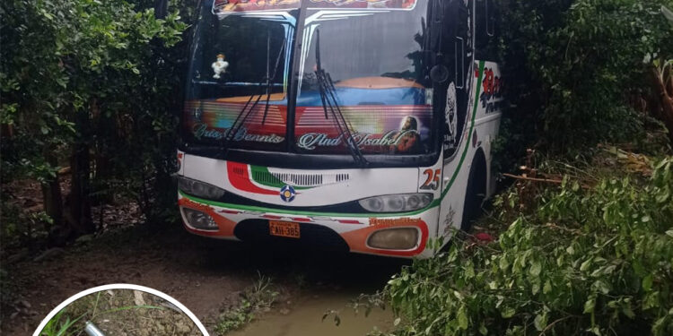 Asaltante de bus neutralizado en balacera y otros fugaron