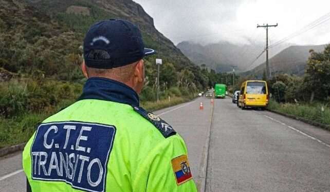 Agente de tránsito que pidió 200 dólares a un conductor fue sentenciado a 5 años de cárcel
