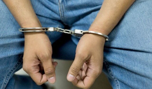 Ciudadano venezolano detenido por violencia intrafamiliar en Machala