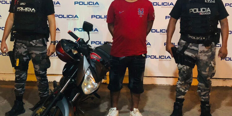 Sujeto detenido con moto robada recibió prisión preventiva