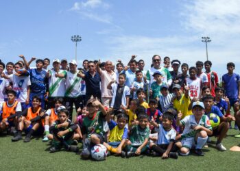 En el parque Zoila Ugarte se inauguró curso vacacional auspiciado por la Gobernación de El Oro
