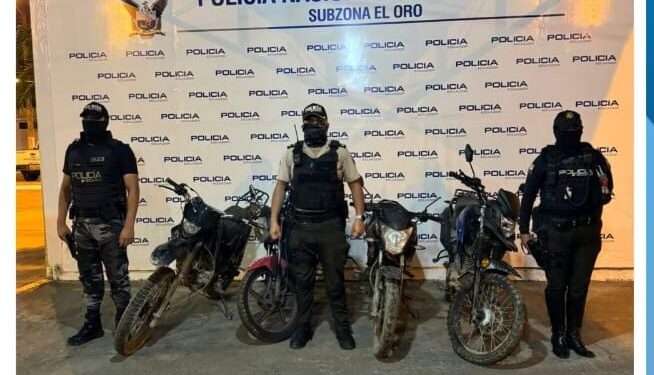 En un terreno baldío se encontraron cuatro motocicletas robadas