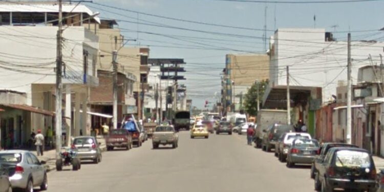 Ciudadano víctima de sacapintas en el centro de Machala