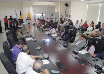 COE Provincial delinea acciones para frenar casos de dengue en El Oro